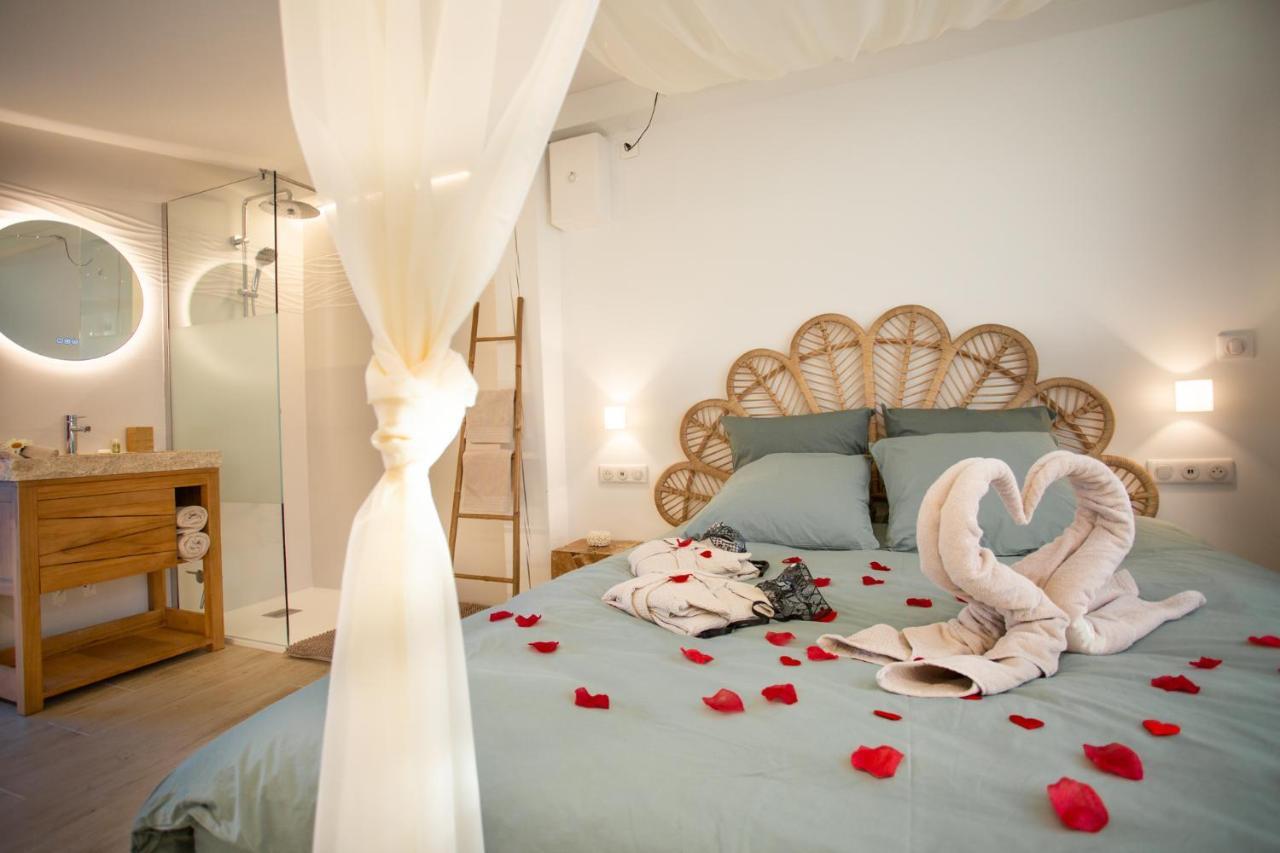 Lovina Chambre De Charme Avec Jaccuzi Velaux Esterno foto